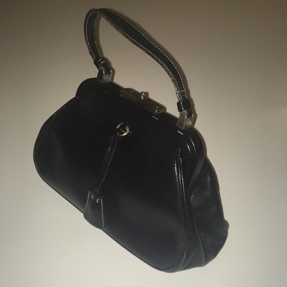 Prada bag - Picture 2 of 4